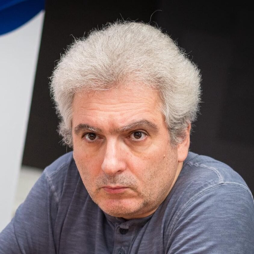 Владимир Акопян