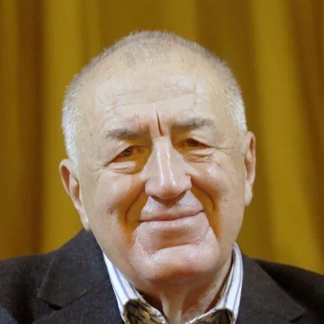 Валерий Попов