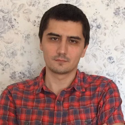Максим Максимов